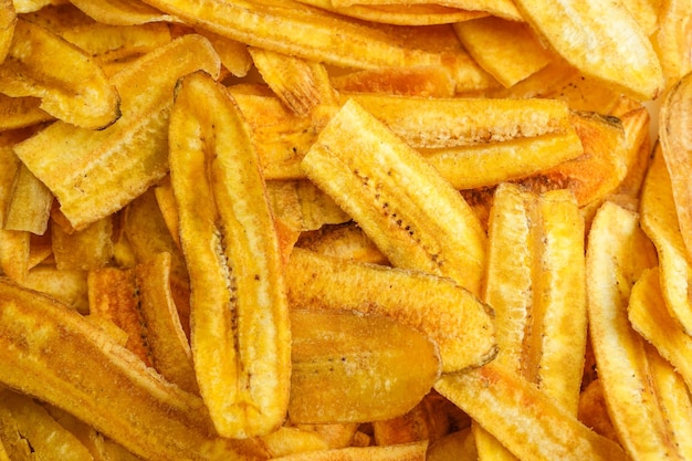Chips de banane croustillantes pour le fond