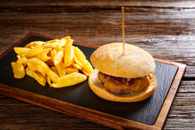 Chips de burguer et frites