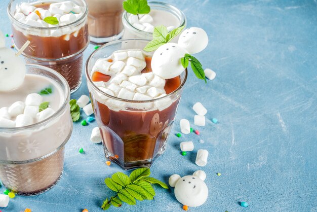 Chocolat chaud à la guimauve drôle