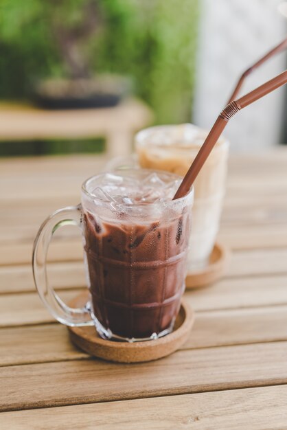 Chocolat Glacé Et Café Glacé Au Lait