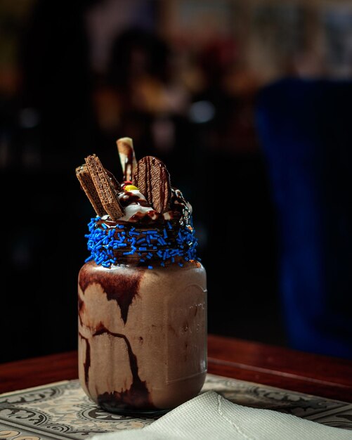 Photo un chocolat savoureux et frais avec de la crème glacée