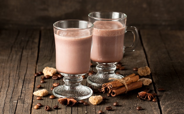 Chocolate Shake Sur Fond En Bois.