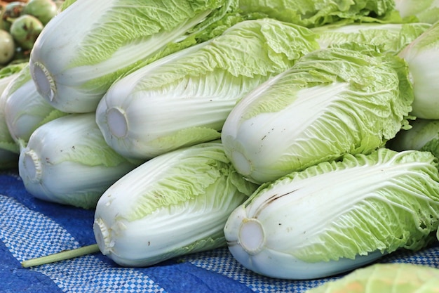 Chou chinois au marché