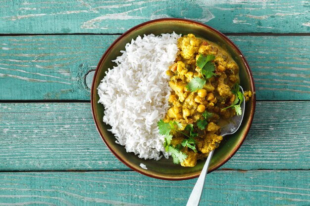 Chou-fleur épicé riz au curry