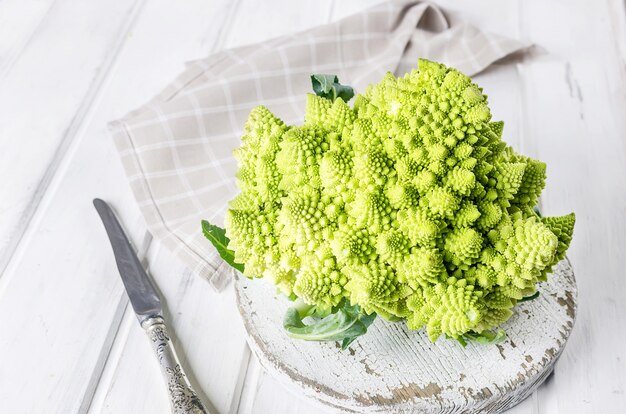 Chou vert frais romanesco