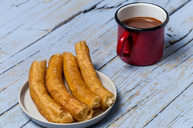 Churros au chocolat chaud