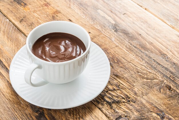 Churros au chocolat typique espagnol sucré