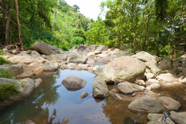 Chute d&#39;eau à Koh Samui