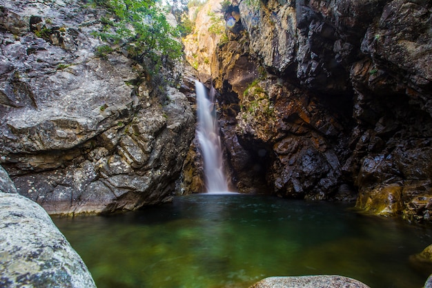 Chute d'eau à Panticosa dans les Pyrénées aragonaises