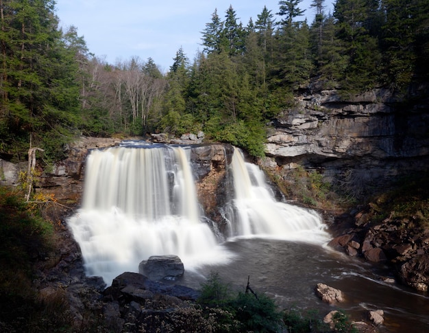 Chutes de Blackwater en automne