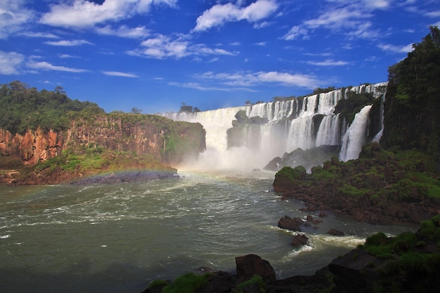 Chutes D'iguazu En Argentine Et Au Brésil