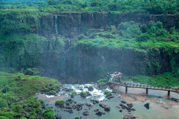 Chutes d'Iguazu à la frontière du Brésil et de l'Argentine en Amérique du Sud