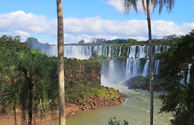 Les chutes d'Iguazu, un site étonnant du patrimoine mondial de l'UNESCO, dans la province de Misiones en Argentine