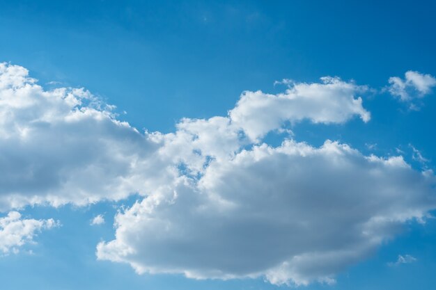 Ciel avec de beaux nuages