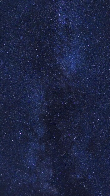 Photo ciel nocturne étoilé galaxie de la voie lactée avec des étoiles et de la poussière spatiale dans l'univers