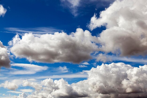 Ciel avec des nuages