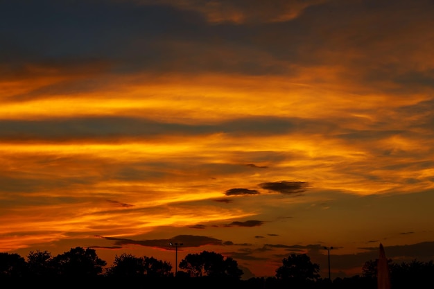 Ciel rouge la nuit coucher de soleil ciel rouge nuage cloudscape paysage