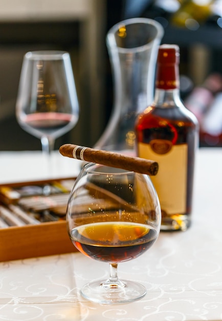 Cigares et cognac de qualité