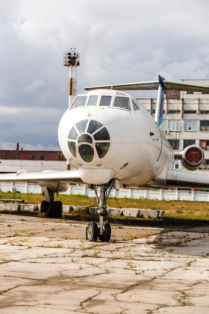 Cimetière d'avions en Moldavie