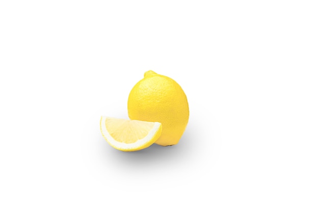 Citron isolé sur blanc