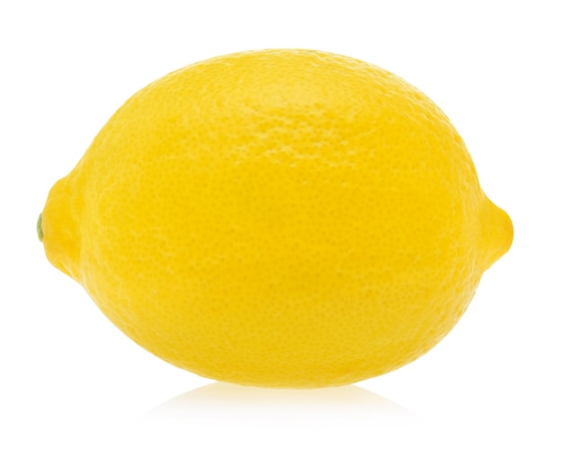 Un citron isolé sur fond blanc.