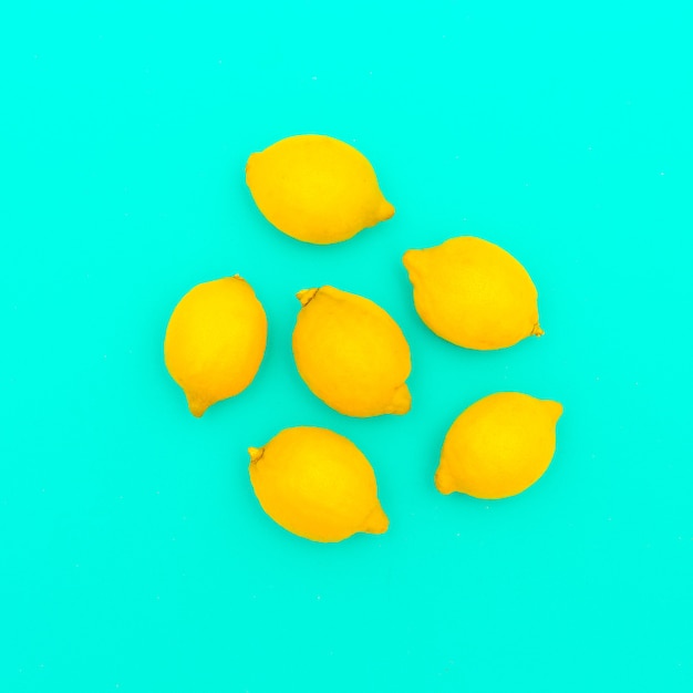 Citrons. Vitamine C. Art minimal créatif