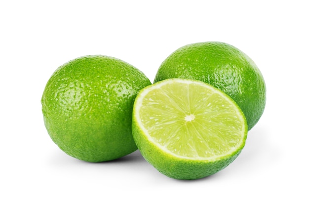 Citrus lime fruit isolé sur fond blanc découpe