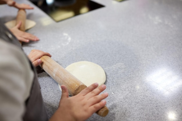 Classe de maître de cuisson de pizza pour l'anniversaire des enfants