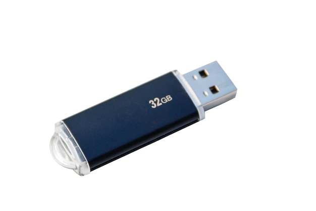 Clé USB ou lecteur flash isolé sur fond blanc