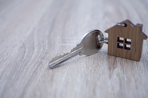 Photo clés de la maison pour les propriétaires. location et vente de maisons