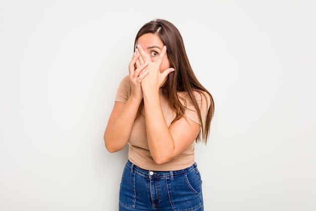 Cligner des yeux effrayé et nerveux