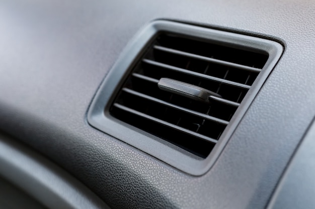 Photo climatiseur dans la voiture, conducteur d'air