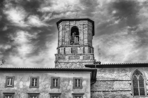Clocher de la cathédrale catholique romaine de Pérouse Ombrie Italie centrale dédiée à Saint Laurent