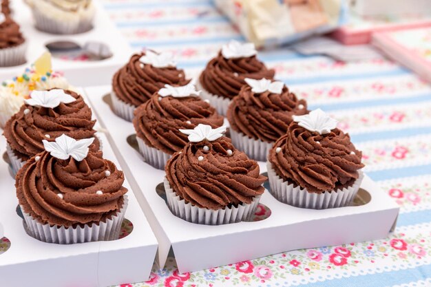 Close-up des cupcakes sur la table