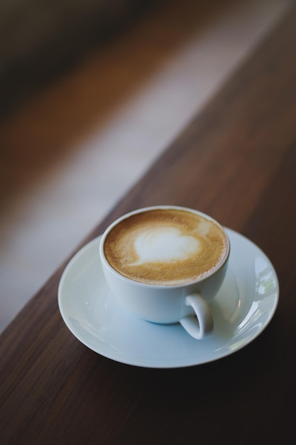 Close-up du café sur la table