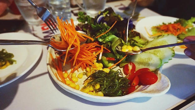 Close-up de légumes dans une assiette