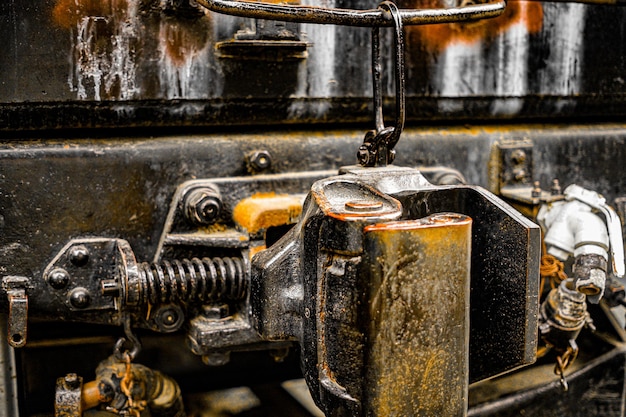 Photo close-up d'une partie de la machine rouillée