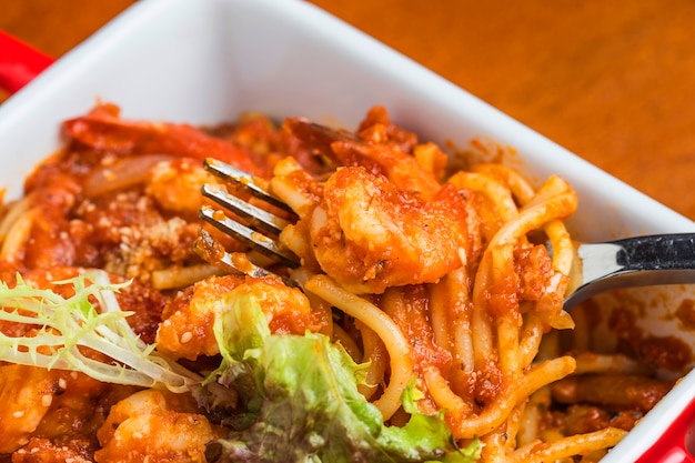 Close-up de spaghetti aux crevettes