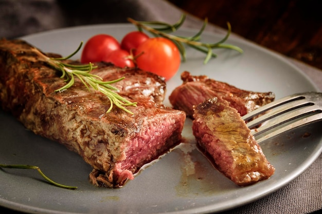Close-up de la viande dans l'assiette
