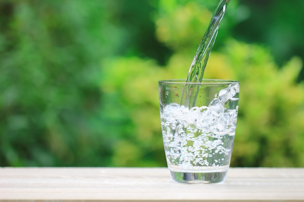 Closeup verre d'eau