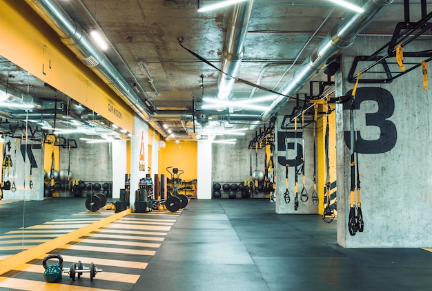 Club De Remise En Forme Avec Des équipements