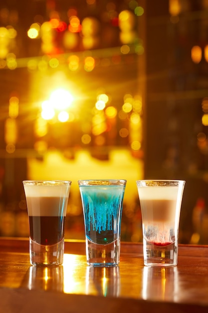Cocktail au pub Cocktails sur le stand du bar