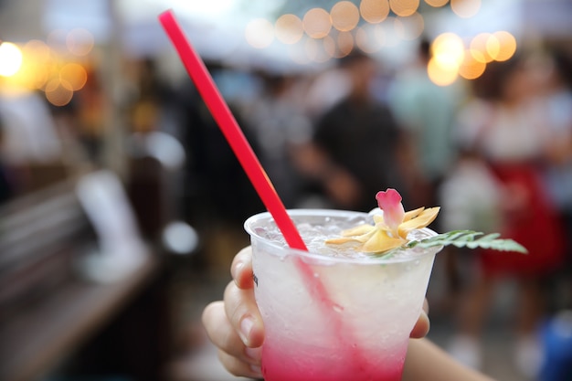 cocktail de baies sur le marché thaïlandais