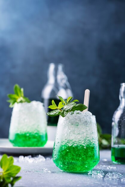 Cocktail d'été à la menthe