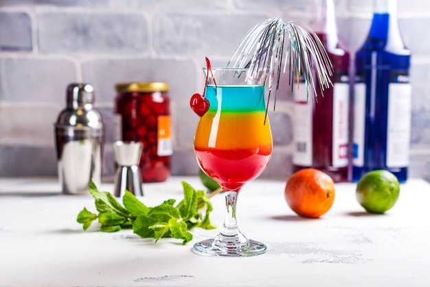 Cocktail multicolore d&#39;été