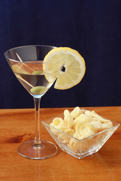 cocktail avec des olives