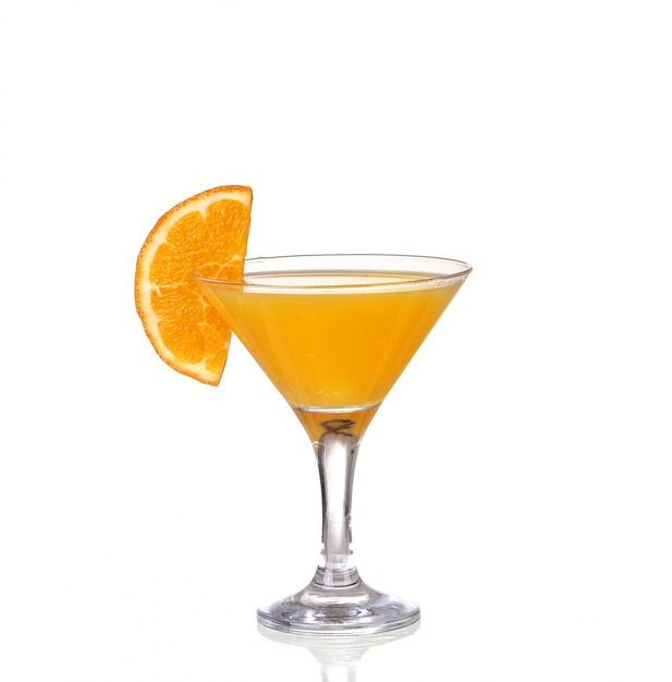 Cocktail orange avec éclaboussures. Illustration vectorielle