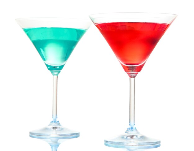 Cocktails isolés sur blanc