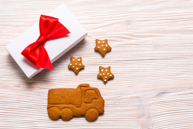 Coffrets cadeaux de Noël et camion de pain d'épice