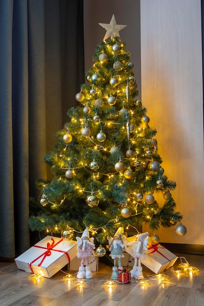 Coffrets sous le sapin de Noël